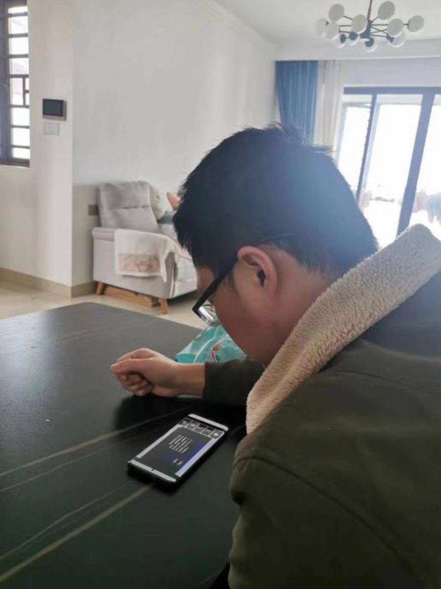 色情直播
遵义附属学校